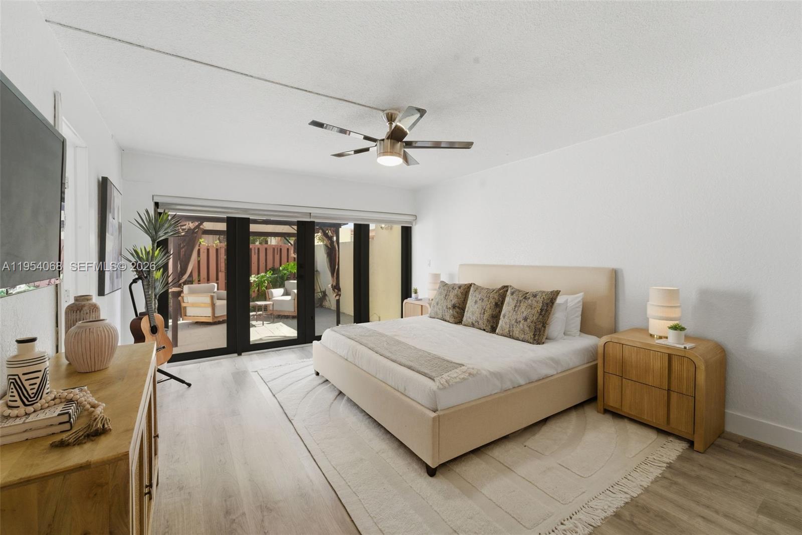 SUNSET KENDALL VILLAS - Residential