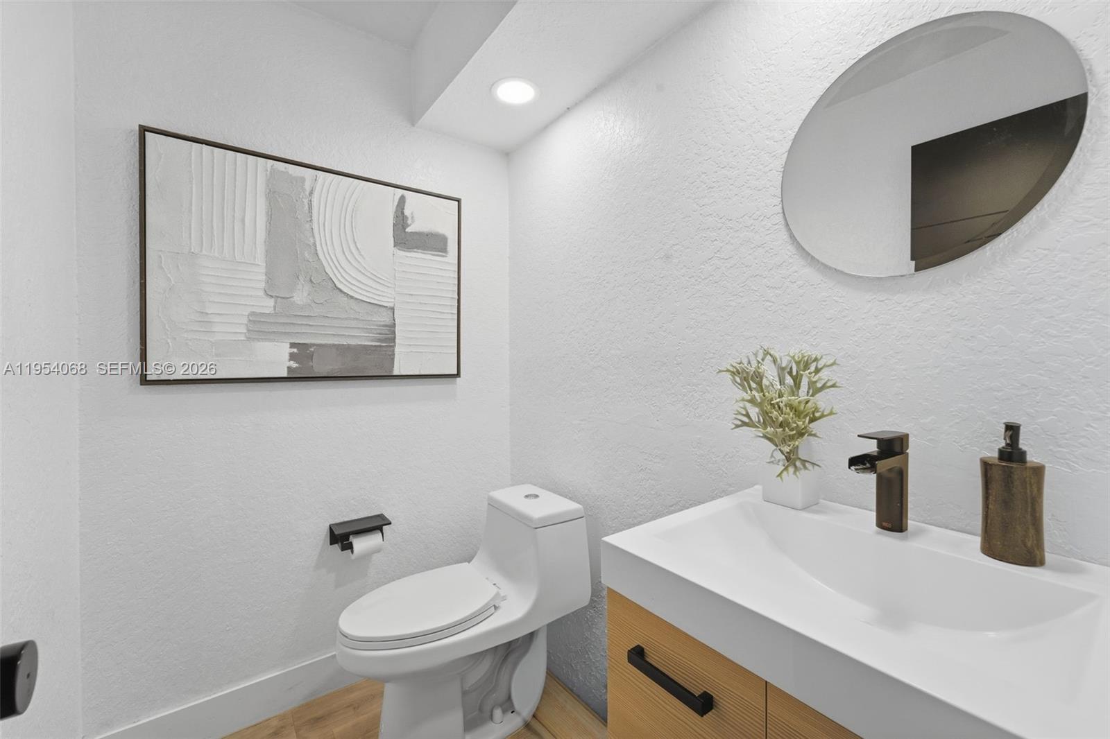 SUNSET KENDALL VILLAS - Residential