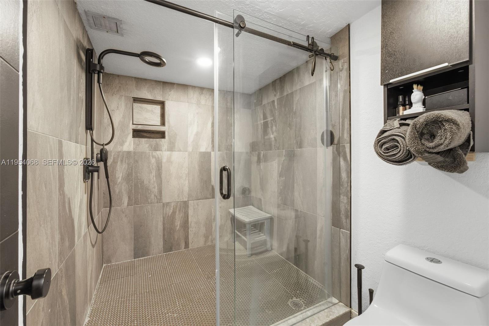 SUNSET KENDALL VILLAS - Residential