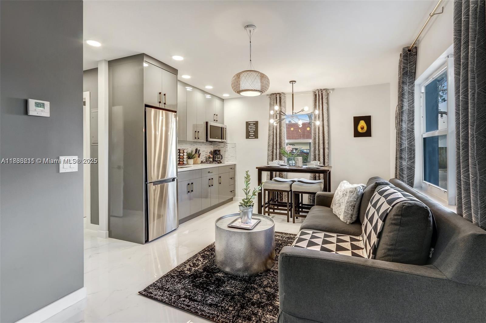 This fully renovated 1-bedroom, 1-bathroom apartment features a spacious living room filled with natural light and an open layout that connects to a modern, upgraded kitchen. The unit comes fully furnished but is also available unfurnished at no additional cost. Laundry room in the property. 1 assigned parking space and guest parking. Utilities (Wi-Fi, water, and electricity) are billed at an additional $150/month, payable together with the monthly rent.