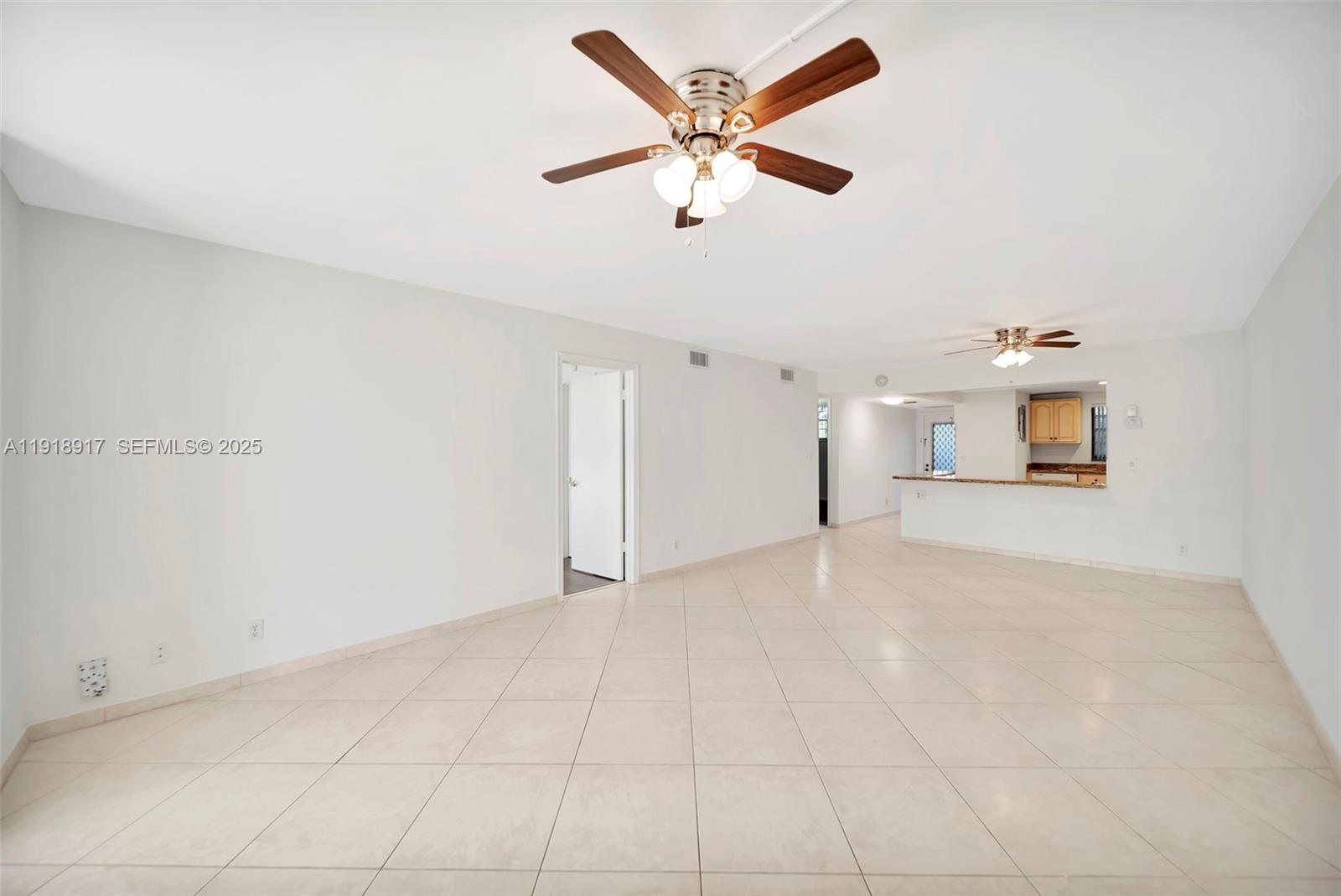 DEER CREEK COUNTRY CLUB - Residential