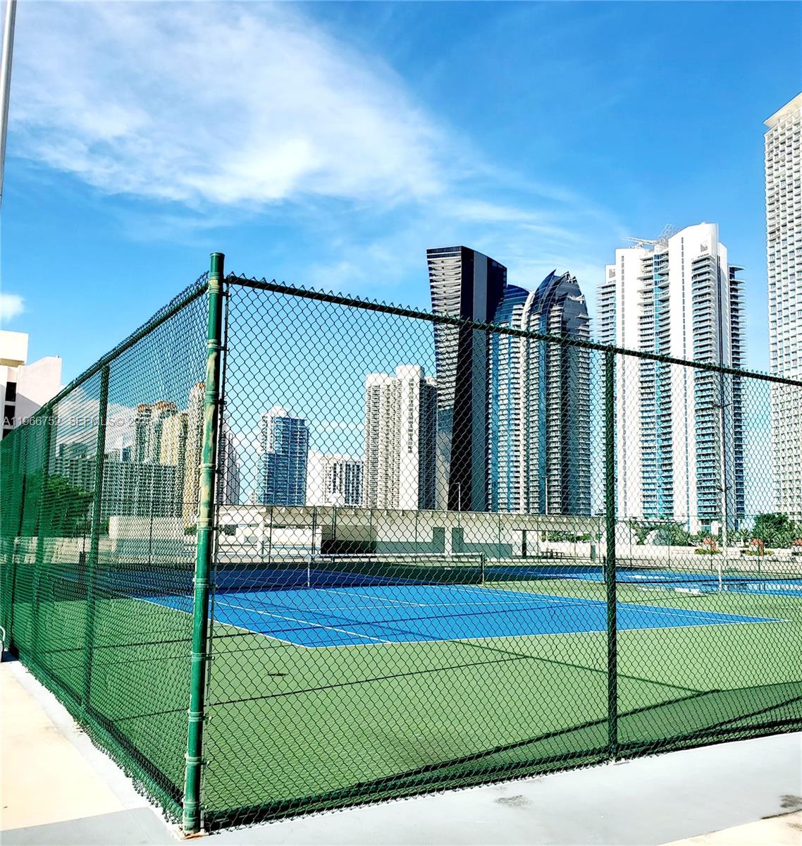 PLAZA OF AMERICAS CONDO P - Residential