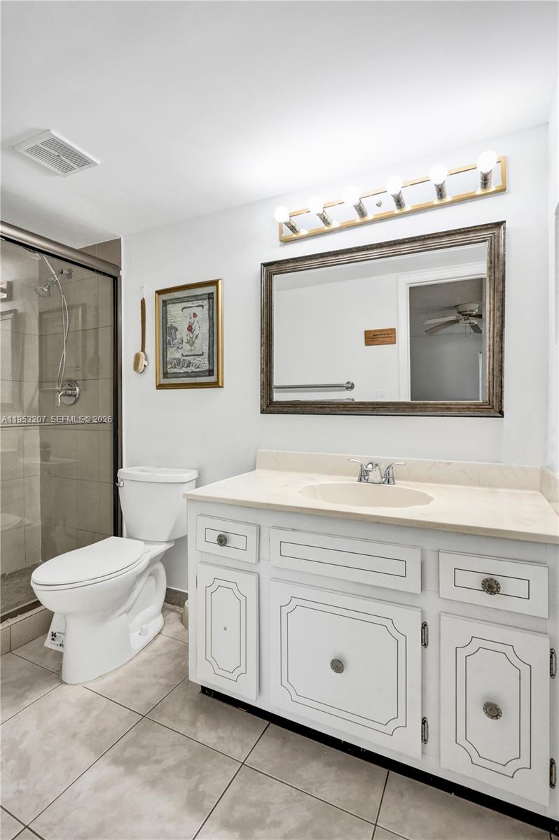 LAS VISTAS K IN INVERRARY - Residential