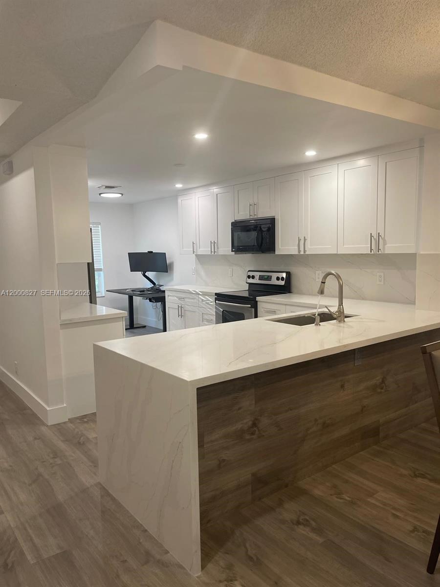 SECTORS 9 AND 10-PARCEL G - Residential Lease