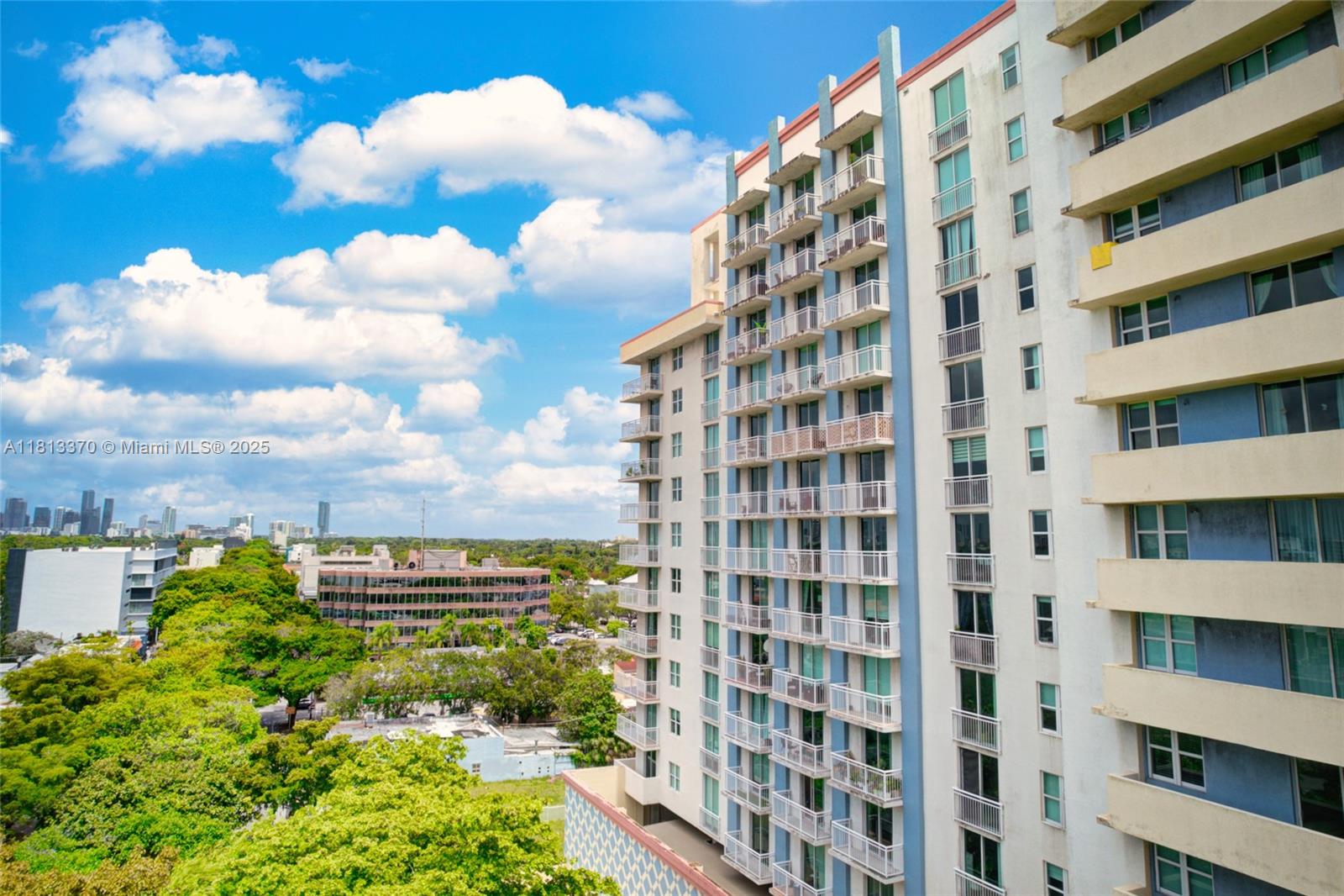 THE ASTON CONDO - Residential