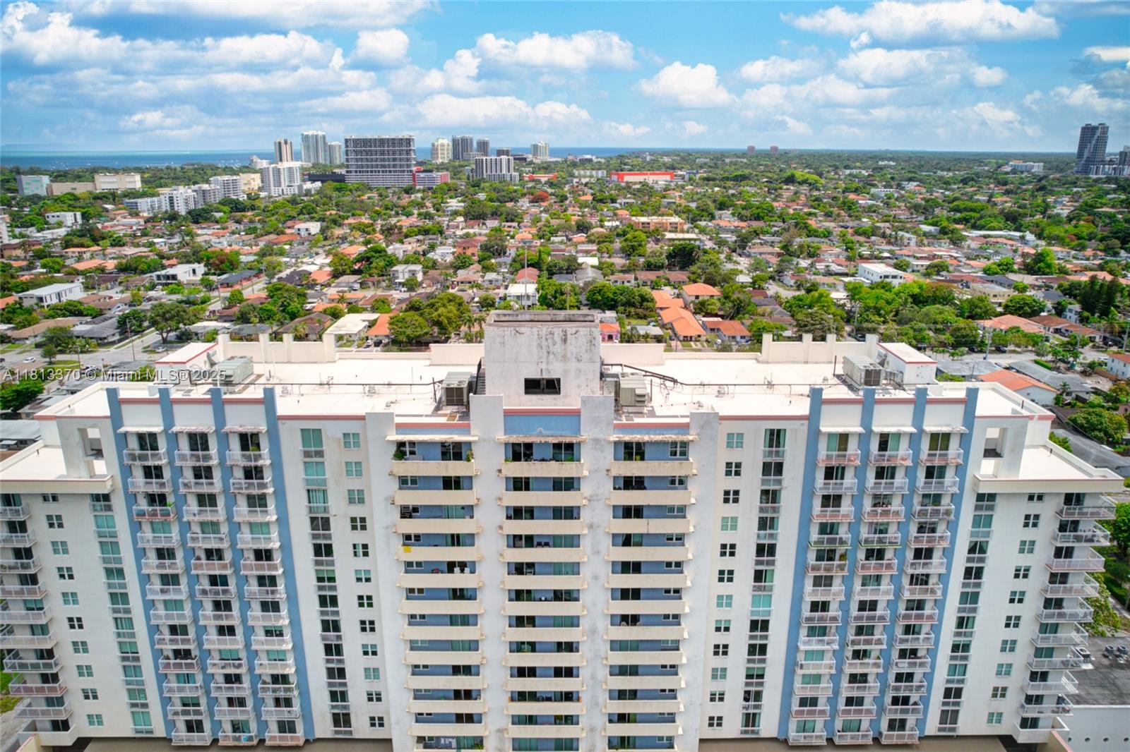 THE ASTON CONDO - Residential