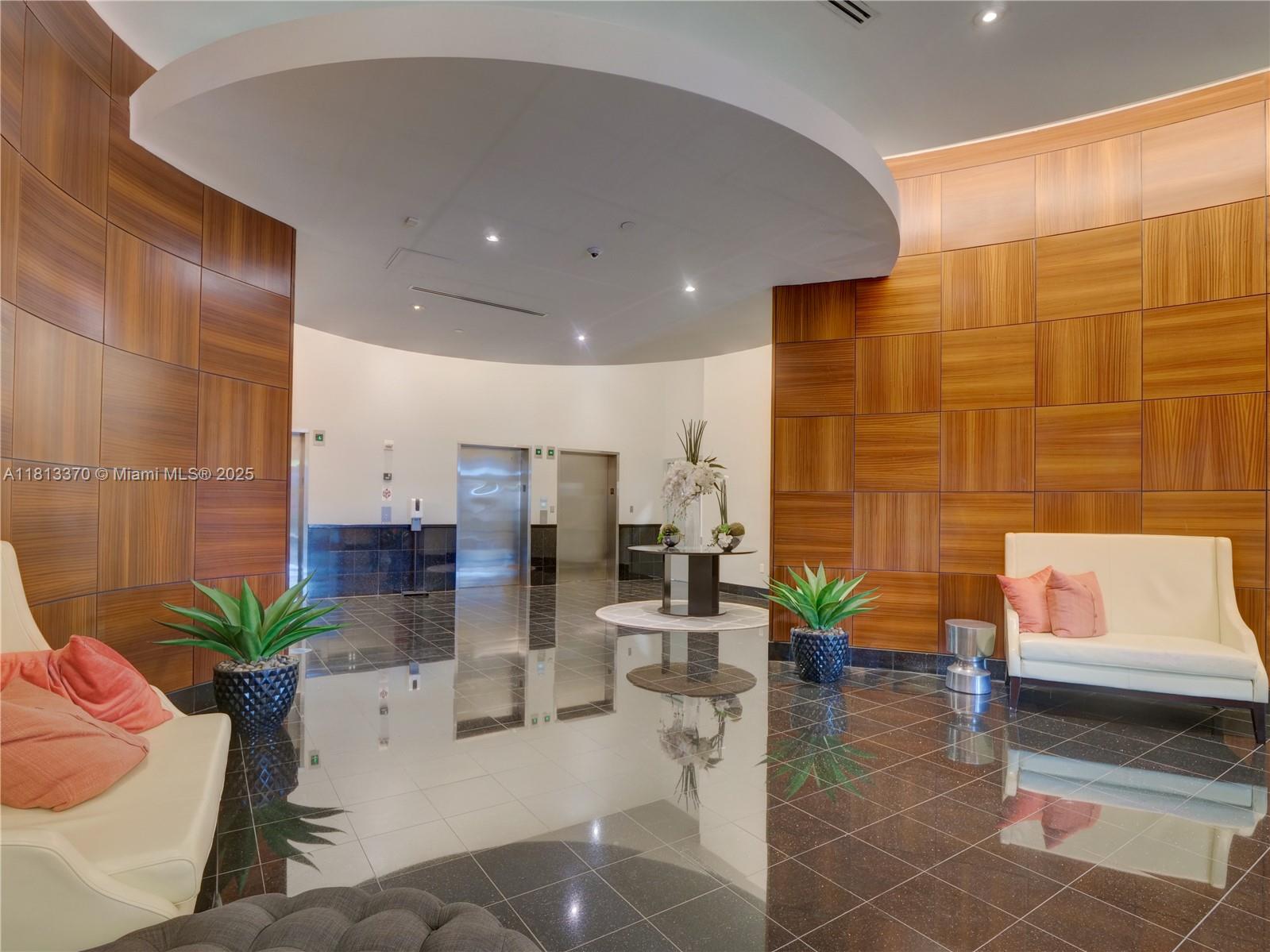 THE ASTON CONDO - Residential