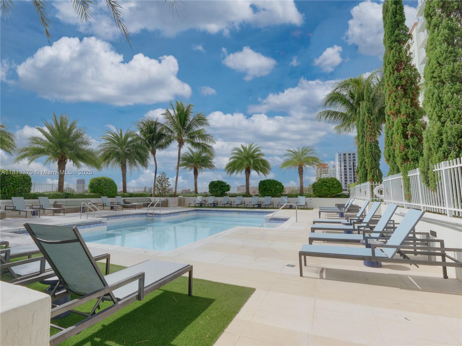 THE ASTON CONDO - Residential