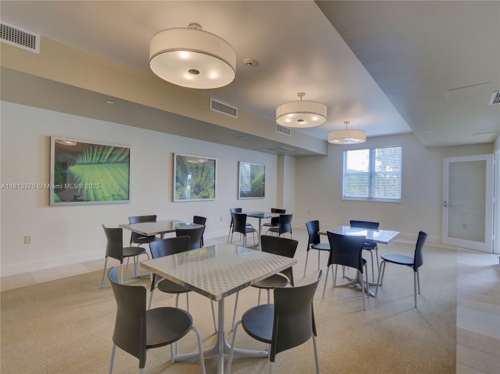 THE ASTON CONDO - Residential