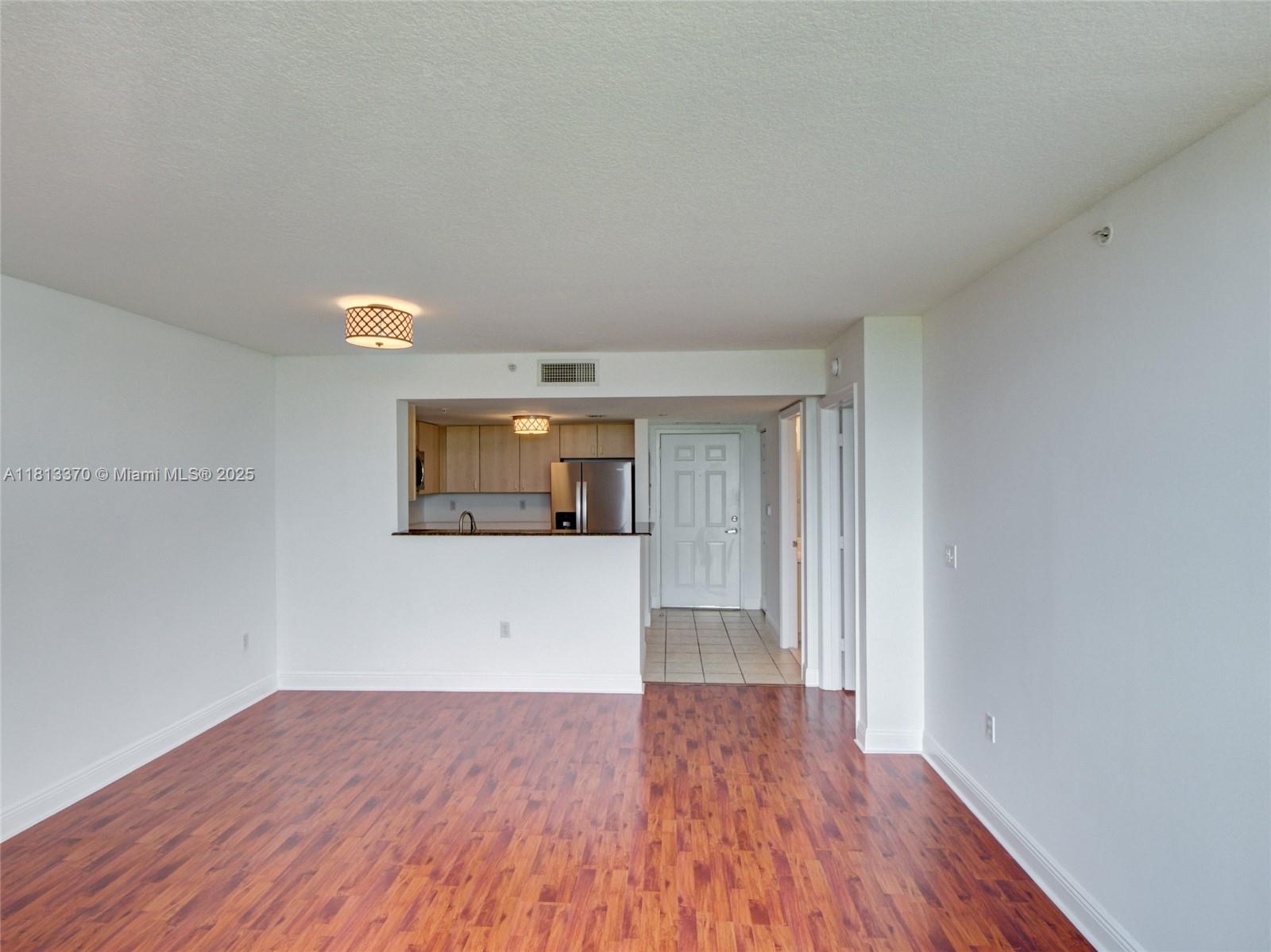 THE ASTON CONDO - Residential