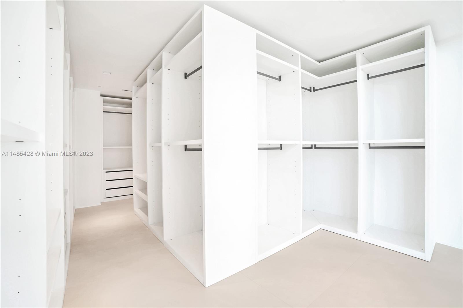 ONE THOUSAND MUSEUM CONDO - Residential