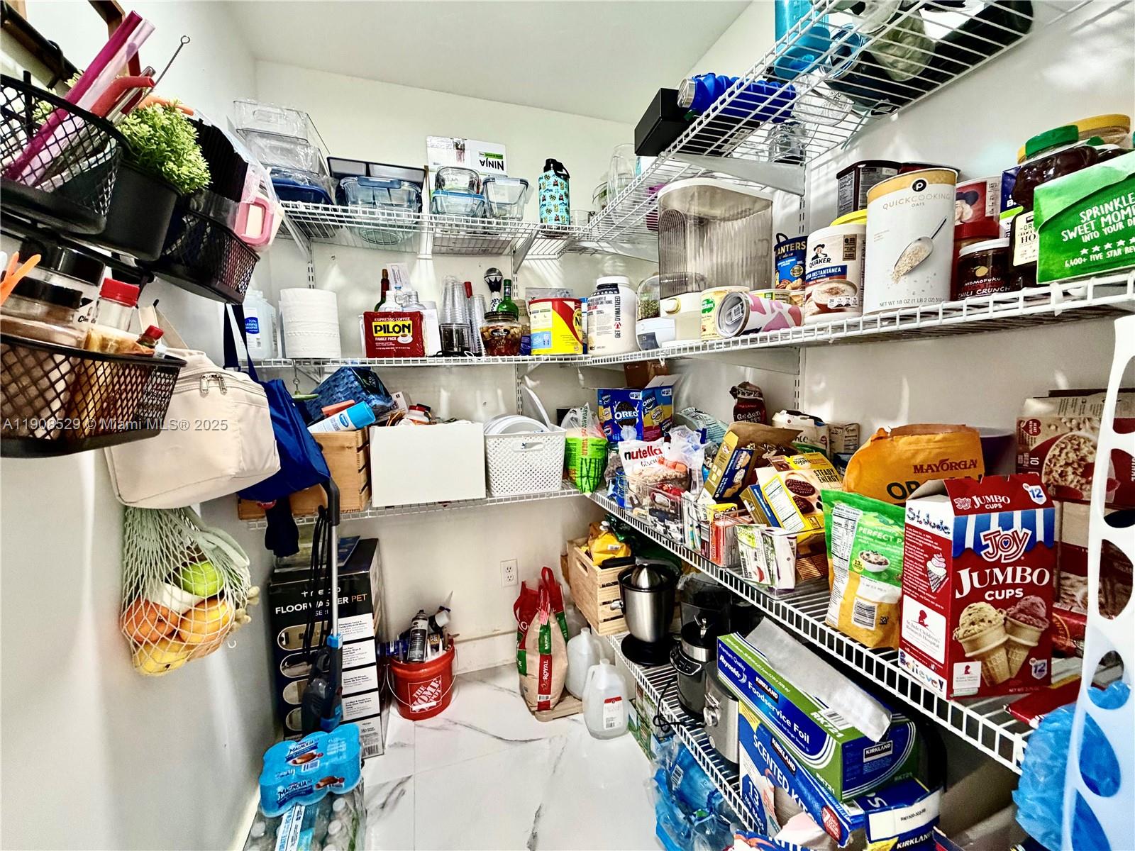 LAKES BY THE BAY SEC 5 - Residential