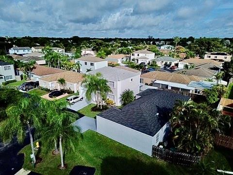 LAKES BY THE BAY SEC 5 - Residential