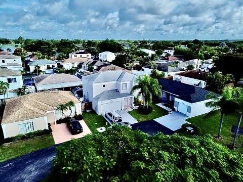 LAKES BY THE BAY SEC 5 - Residential