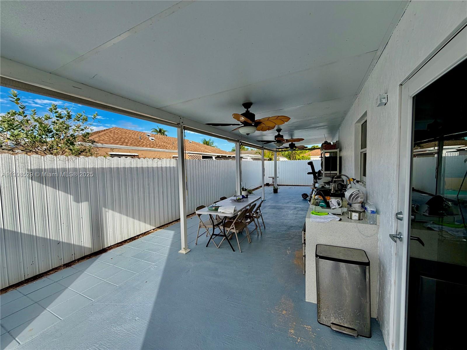 LAKES BY THE BAY SEC 5 - Residential