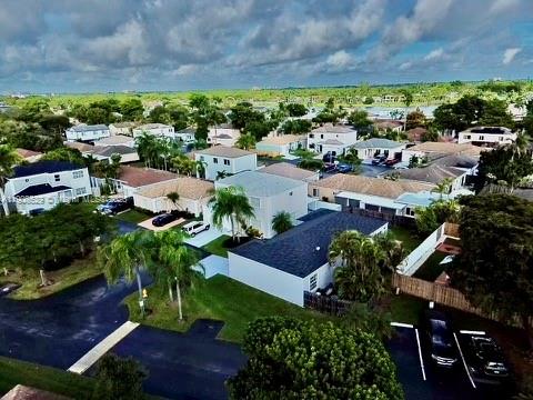 LAKES BY THE BAY SEC 5 - Residential