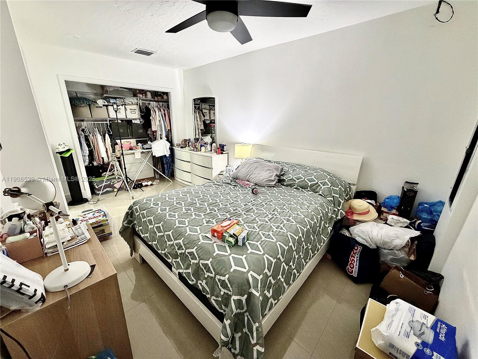 LAKES BY THE BAY SEC 5 - Residential