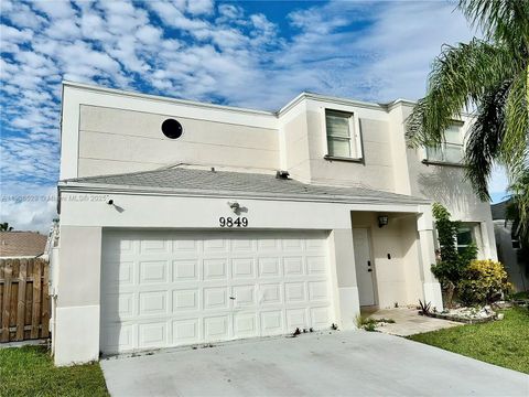 9849 SW 222nd Ter Cutler Bay FL 33190