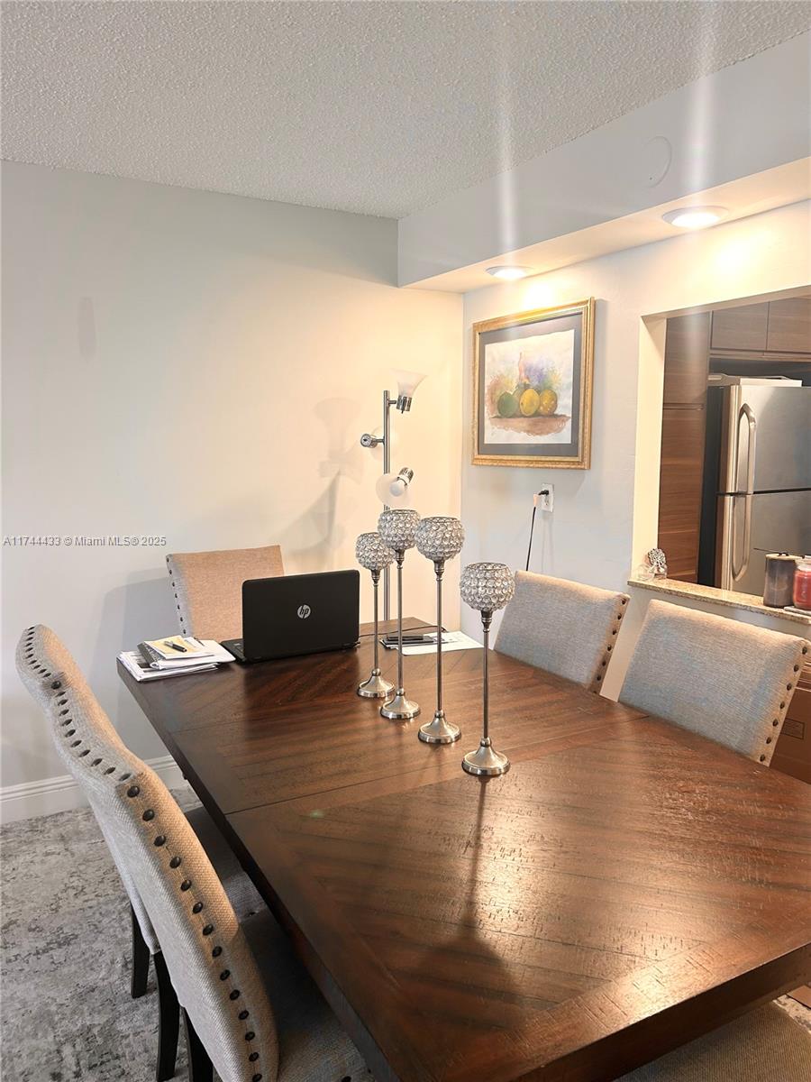 HOLLYBROOK GOLF - Residential