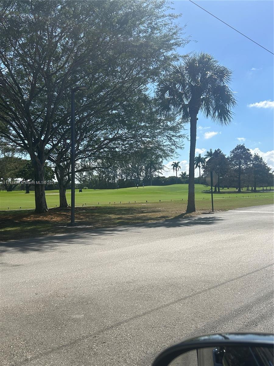 HOLLYBROOK GOLF - Residential