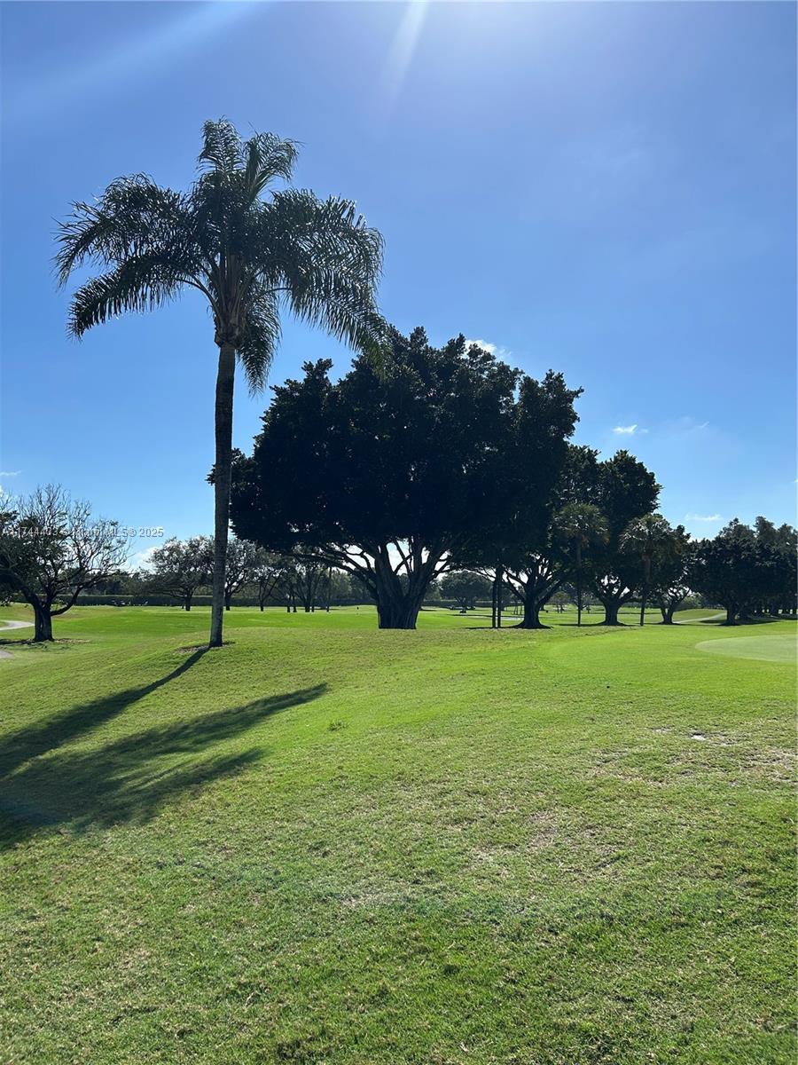 HOLLYBROOK GOLF - Residential