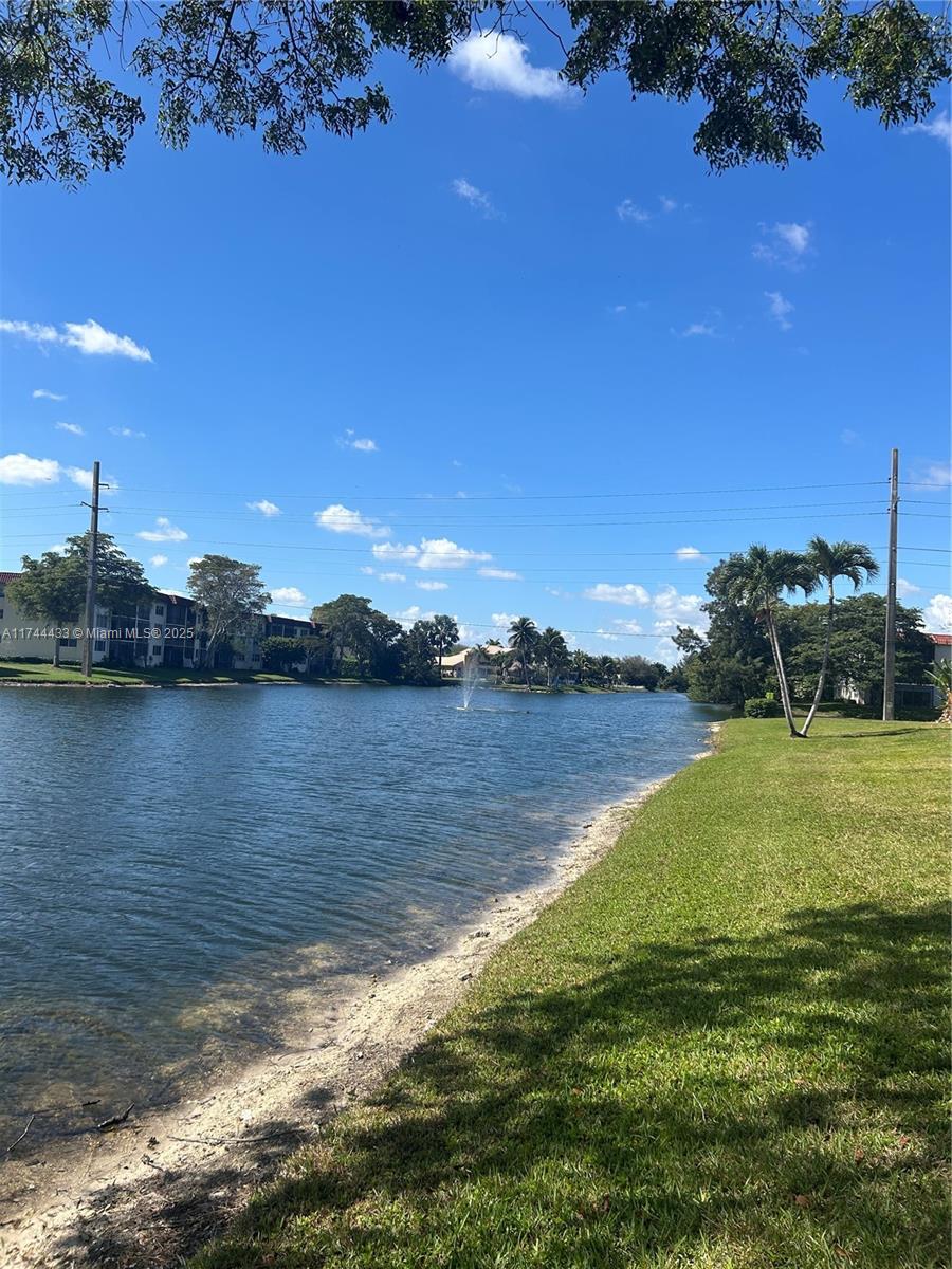 HOLLYBROOK GOLF - Residential