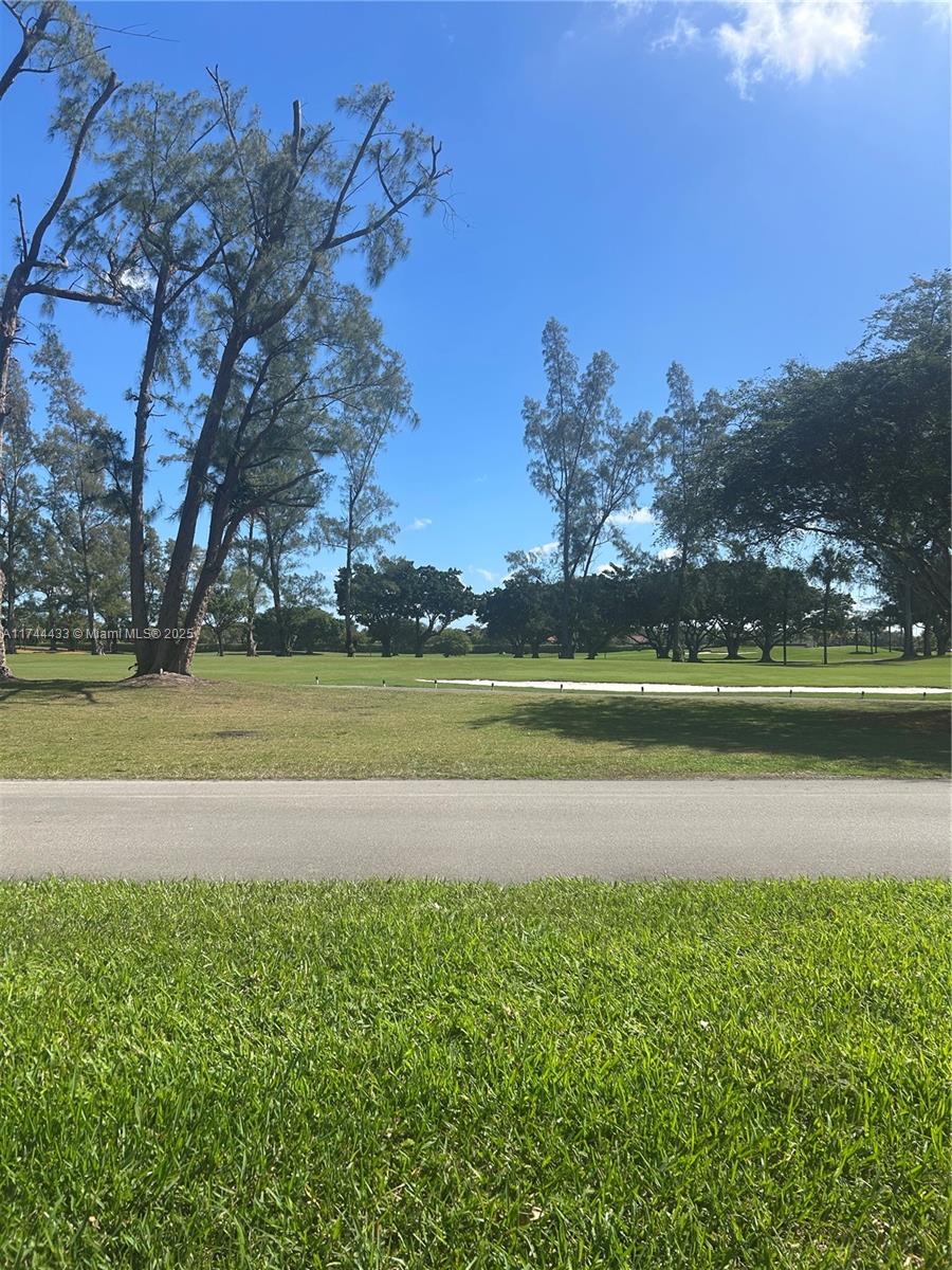 HOLLYBROOK GOLF - Residential