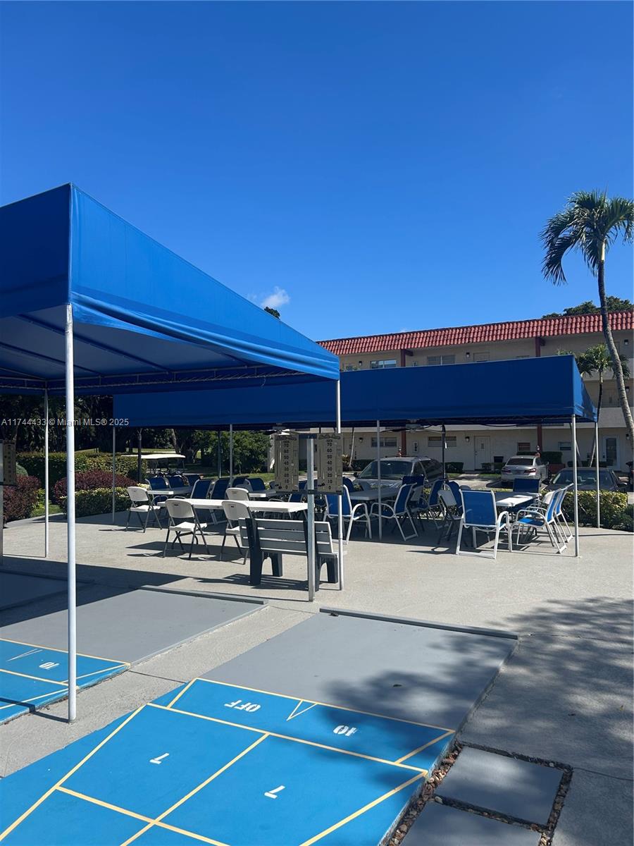 HOLLYBROOK GOLF - Residential