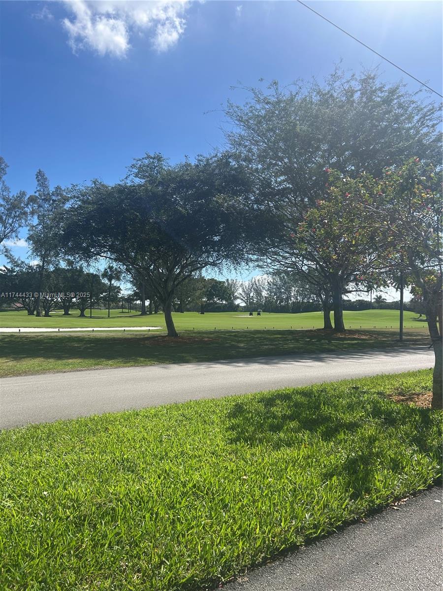 HOLLYBROOK GOLF - Residential