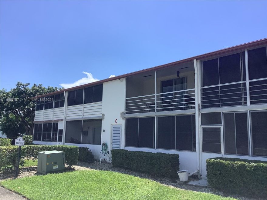 IS THE BEST TIME TO INVEST IN HOT PALM BEACH REAL ESTATE, ENJOY THIS LARGE 1BED 1 1/2 BATHS , FRESHLY PAINTED. TILED ALL OVER, WITH A LARGE BALCONY FACING GARDEN VIEWS. VERY TRANQUIL AND QUIET STREET, WALK TO THE POOL OR JUST CROSS THE STREET FOR THE BUS STOP. CENTURY VILLAGE HAVE IT ALL, CLUBHOUSE WITH FULL SERVICE, 1200 SEAT THEATER, MODERN GYM WITH MASSAGE TERAPIST, ZUMBA CLASES,YOGA, BILLIARS, TENNIS COURTS, SHUFFLEBOARDS AND TRAINERS TO HELP, COURTESY BUS PLUS 24 HOURS SECURITY ( GATED ENTRANCE ).Per association this is a 55 plus community!!! PLACE YOUR APPOINTMENT. EASY TO SHOW...JUST REDUCED
