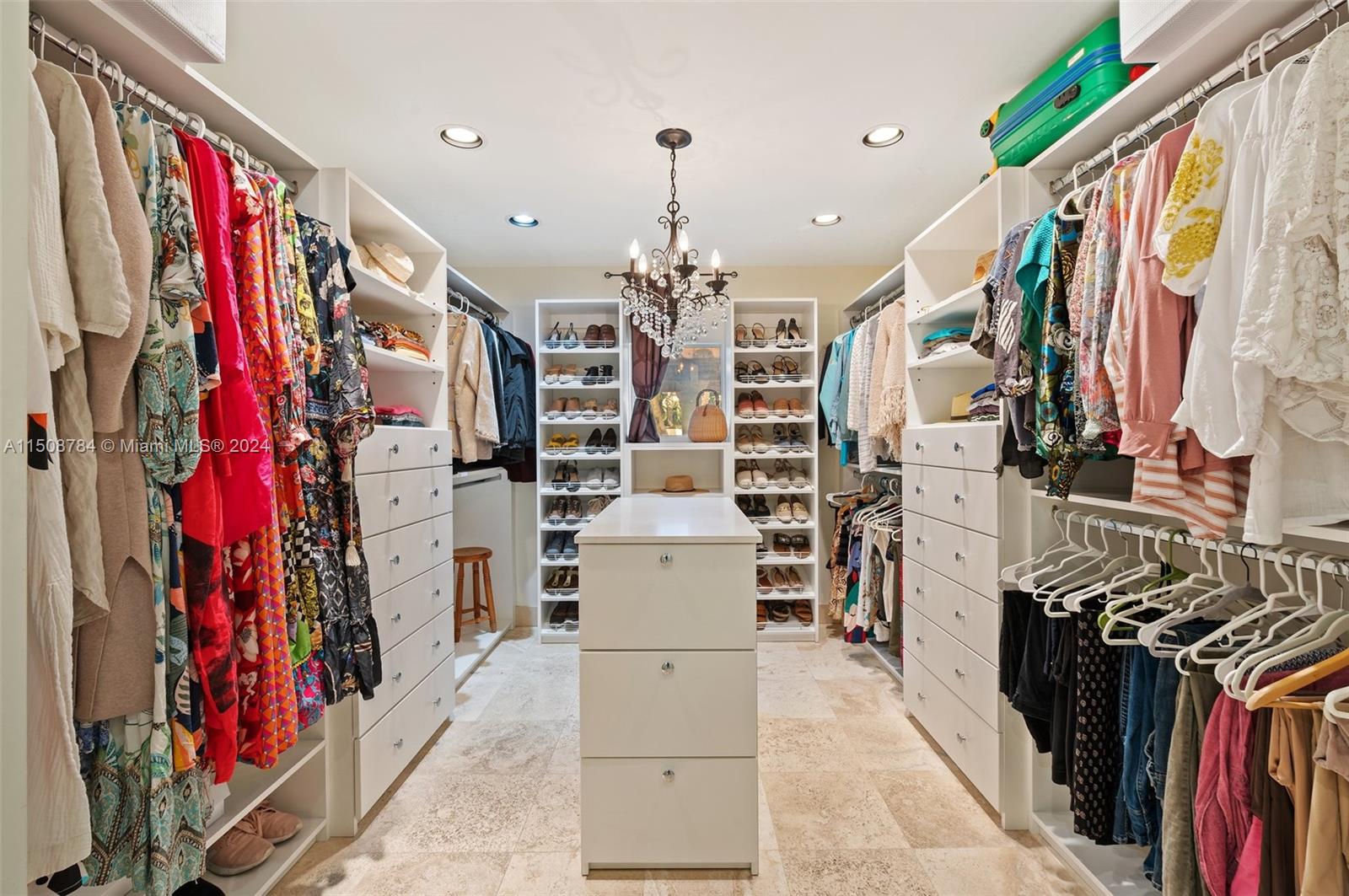 ENTRADA - Residential