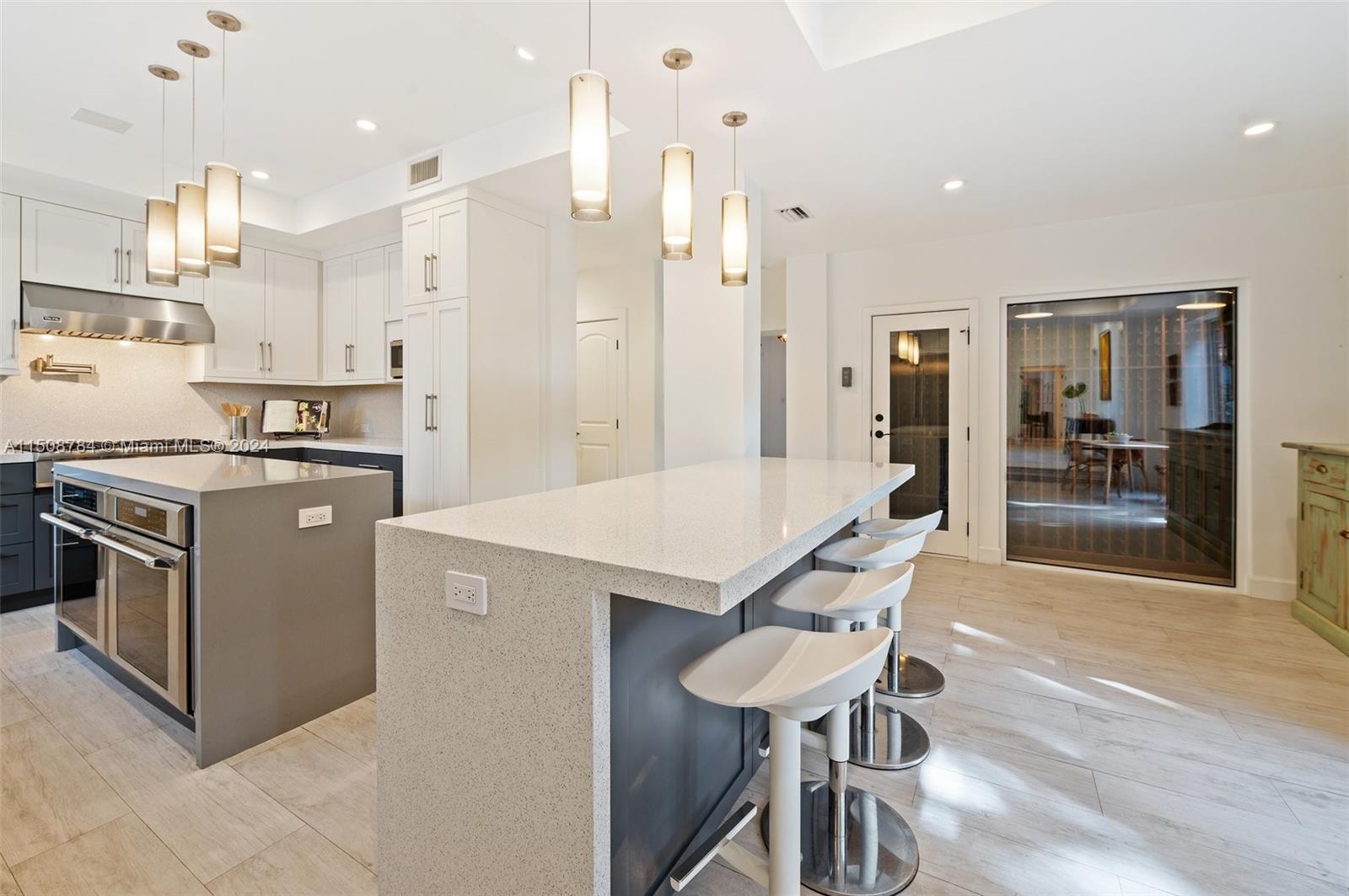 ENTRADA - Residential