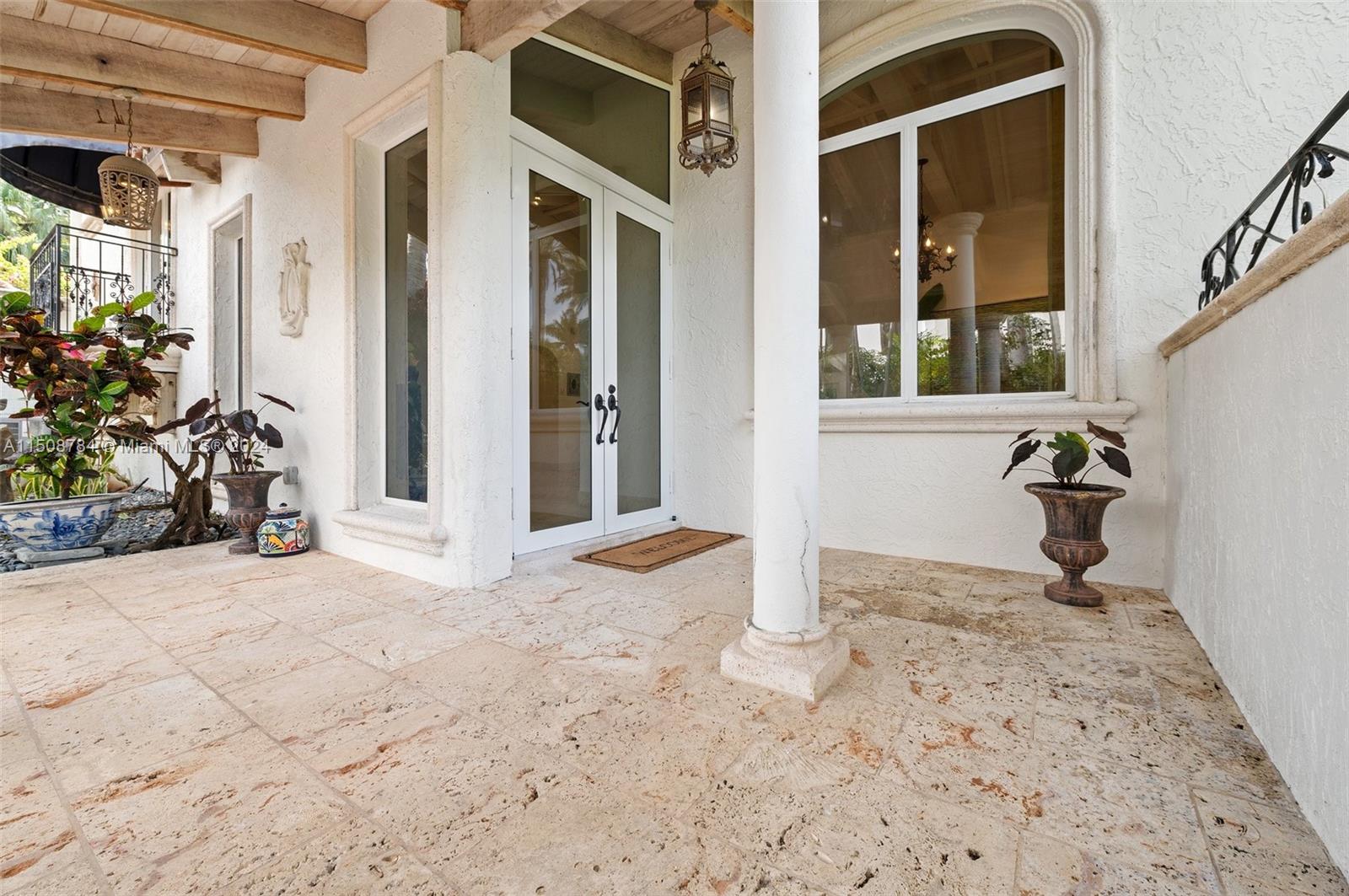 ENTRADA - Residential