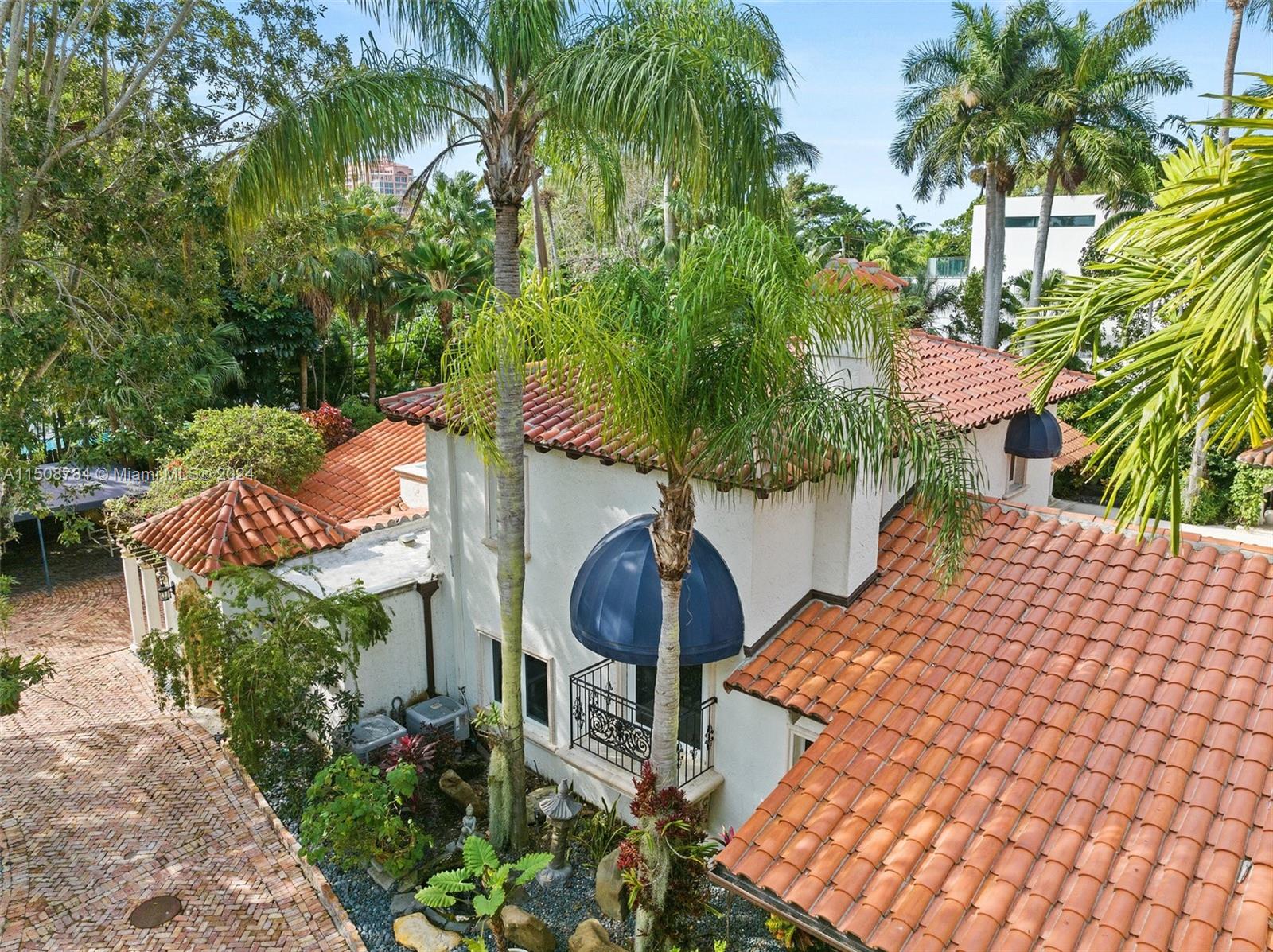 ENTRADA - Residential