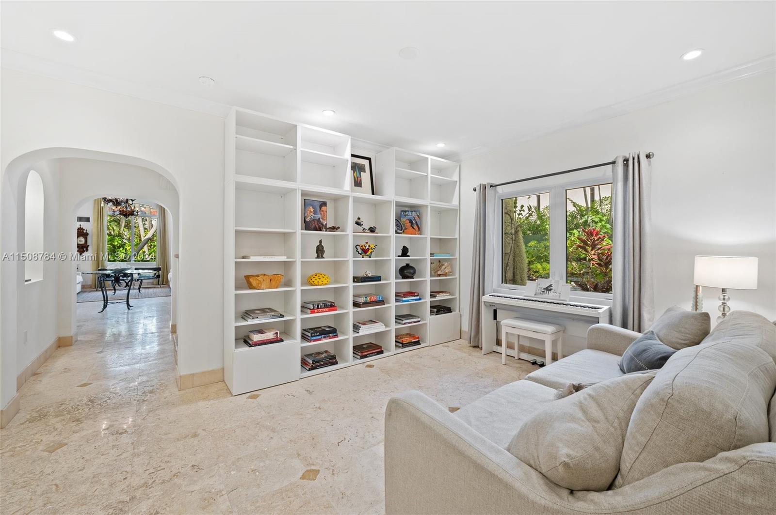 ENTRADA - Residential