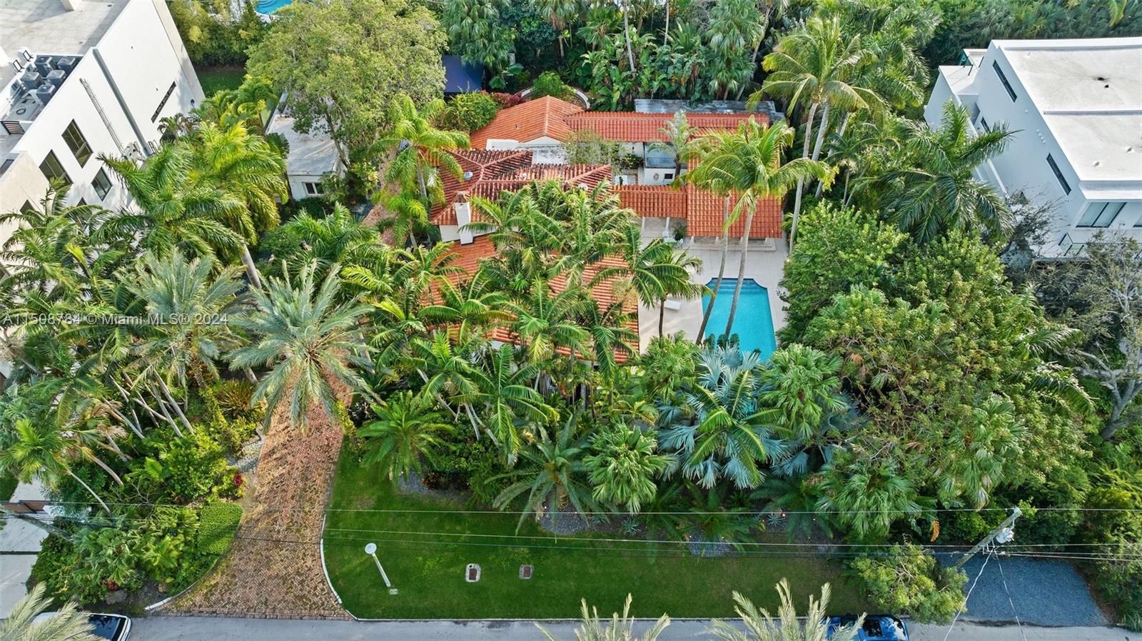 ENTRADA - Residential