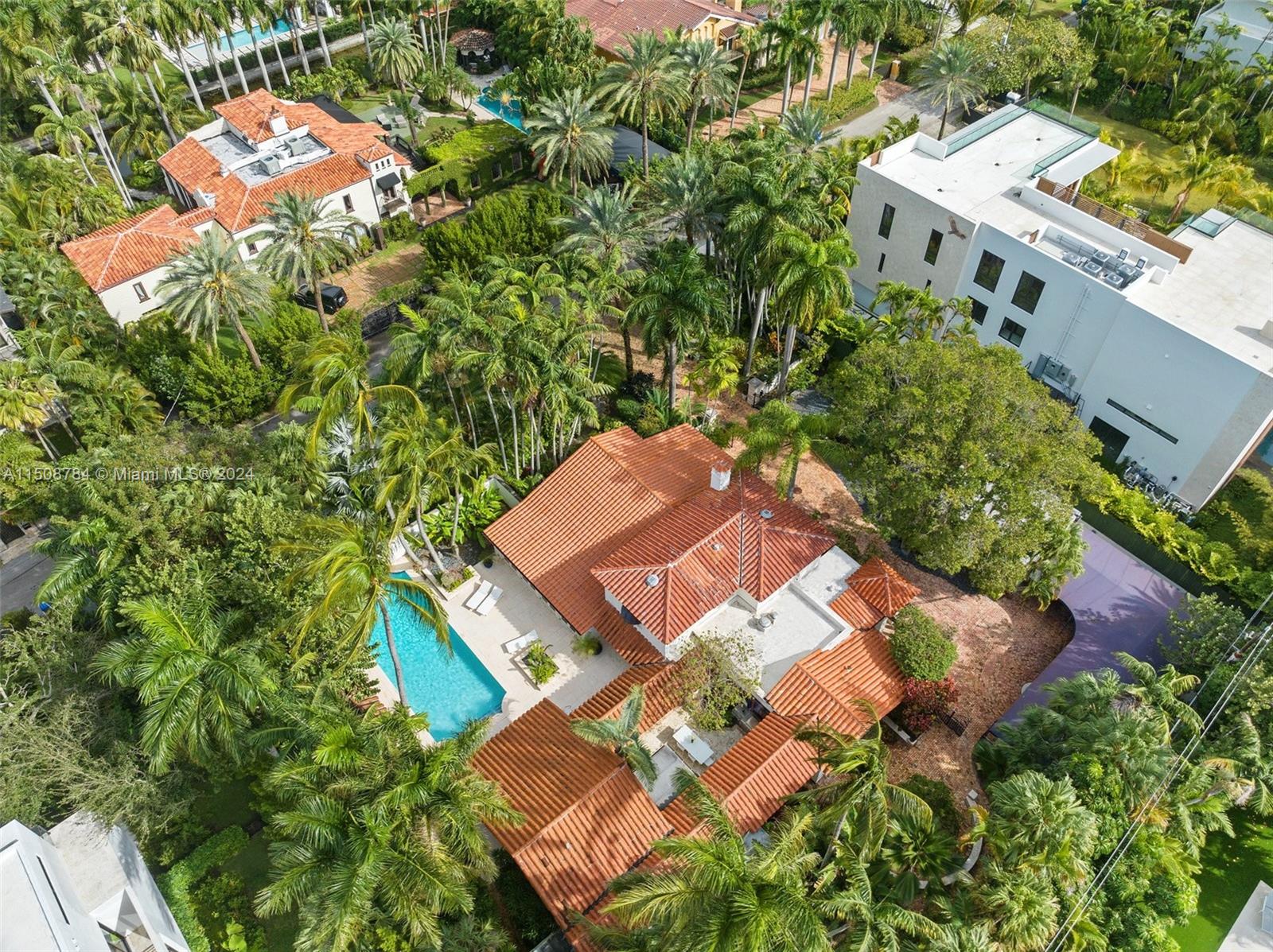 ENTRADA - Residential