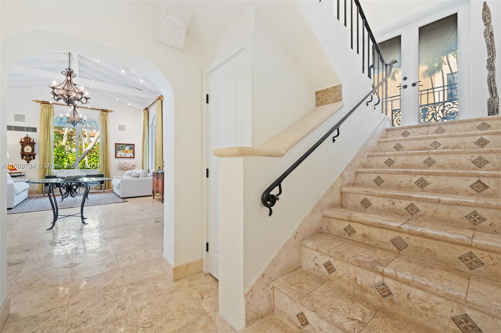 ENTRADA - Residential