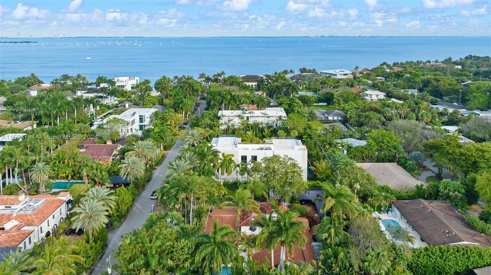 ENTRADA - Residential