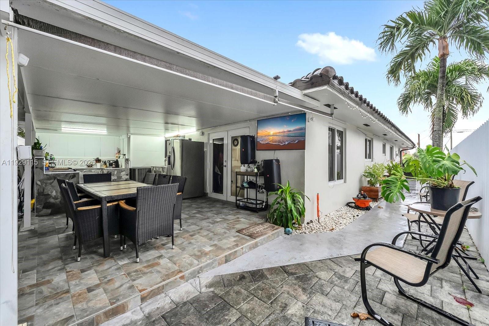 MANGO HILL REPLAT - Residential