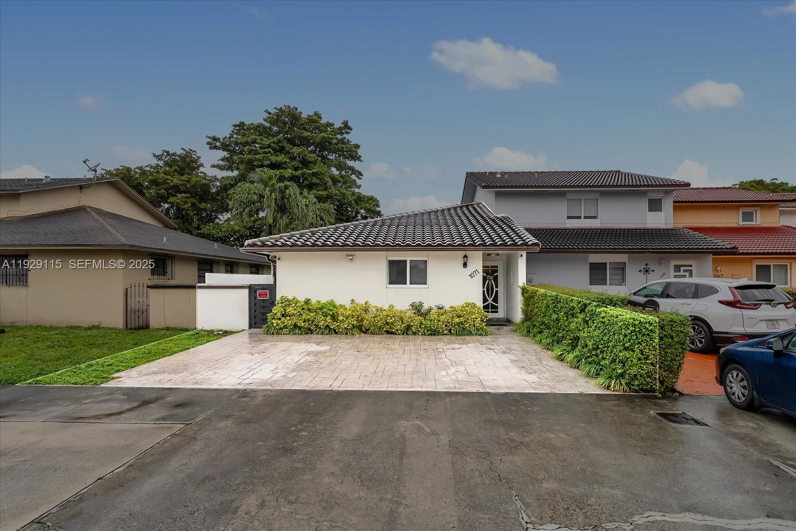 MANGO HILL REPLAT - Residential