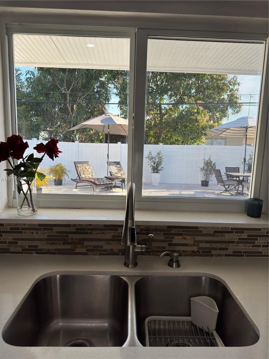 KNOLLS 1ST SEC - Residential