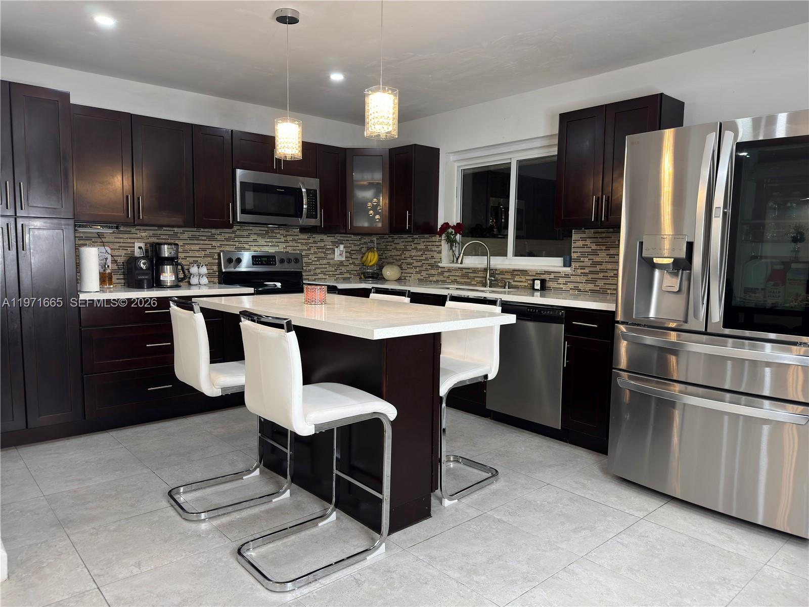 KNOLLS 1ST SEC - Residential