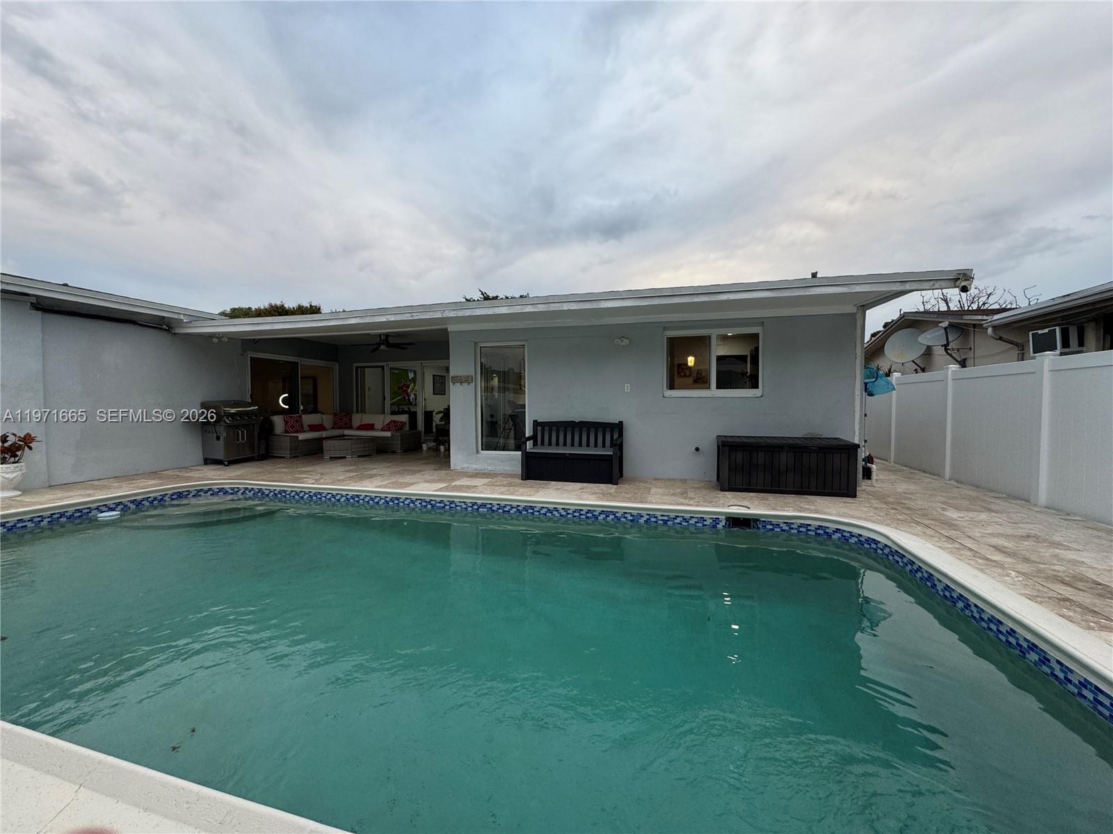 KNOLLS 1ST SEC - Residential