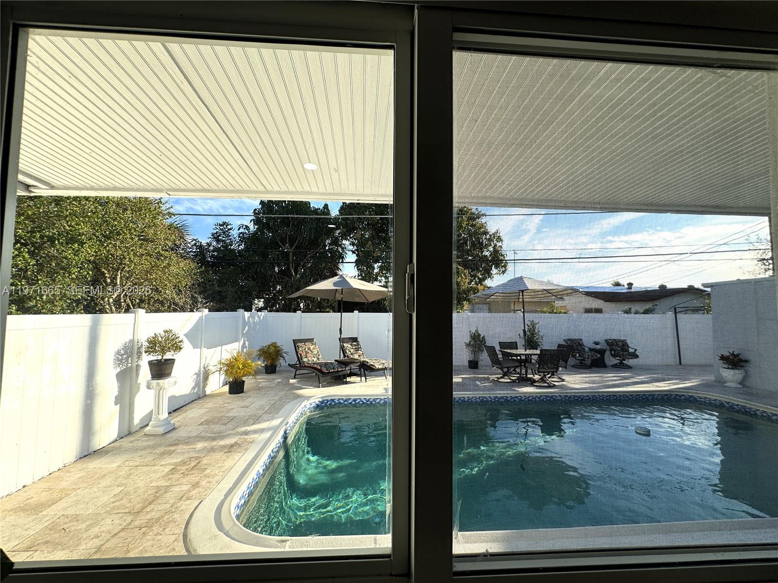 KNOLLS 1ST SEC - Residential