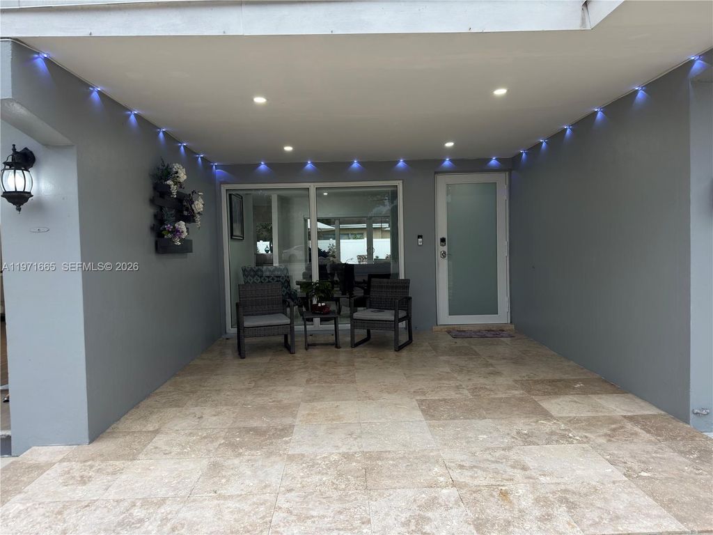 Photo of 8424 Miramar Pkwy, Miramar, FL 33025 (MLS # A11971665)