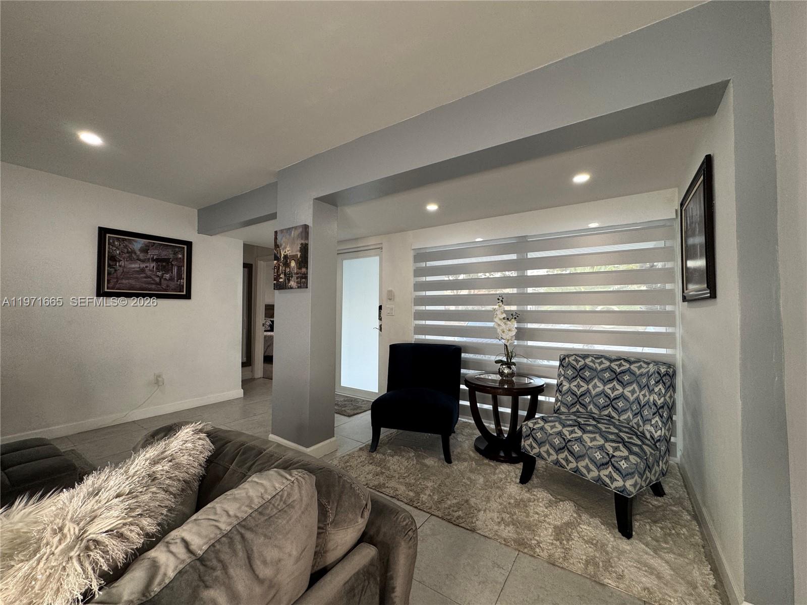 KNOLLS 1ST SEC - Residential