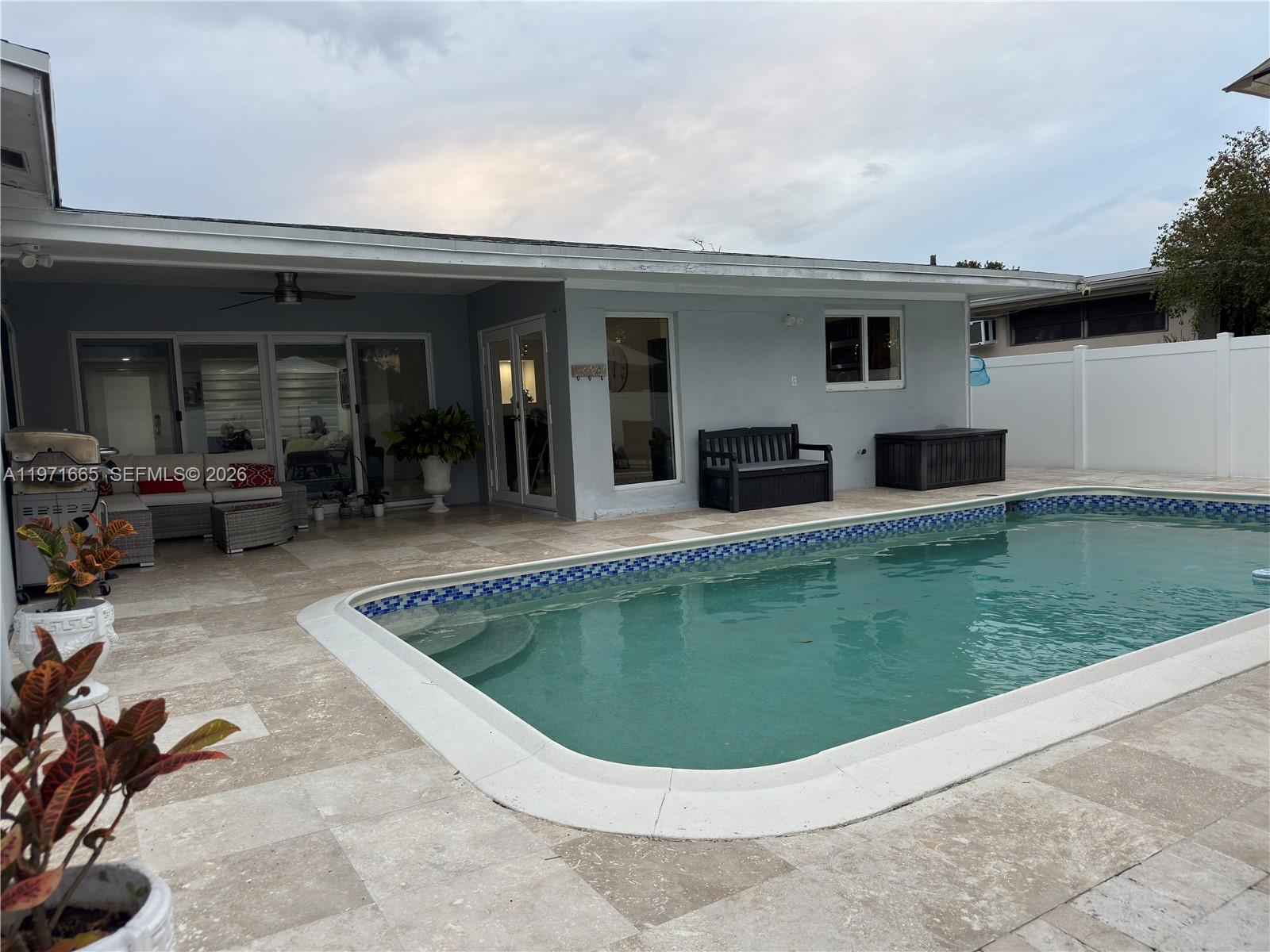 KNOLLS 1ST SEC - Residential