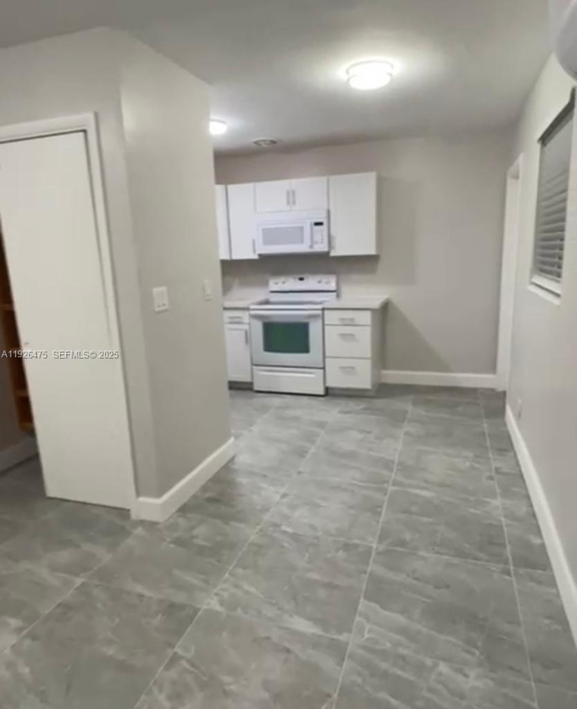 MELROSE PARK SEC 8 - Residential Lease