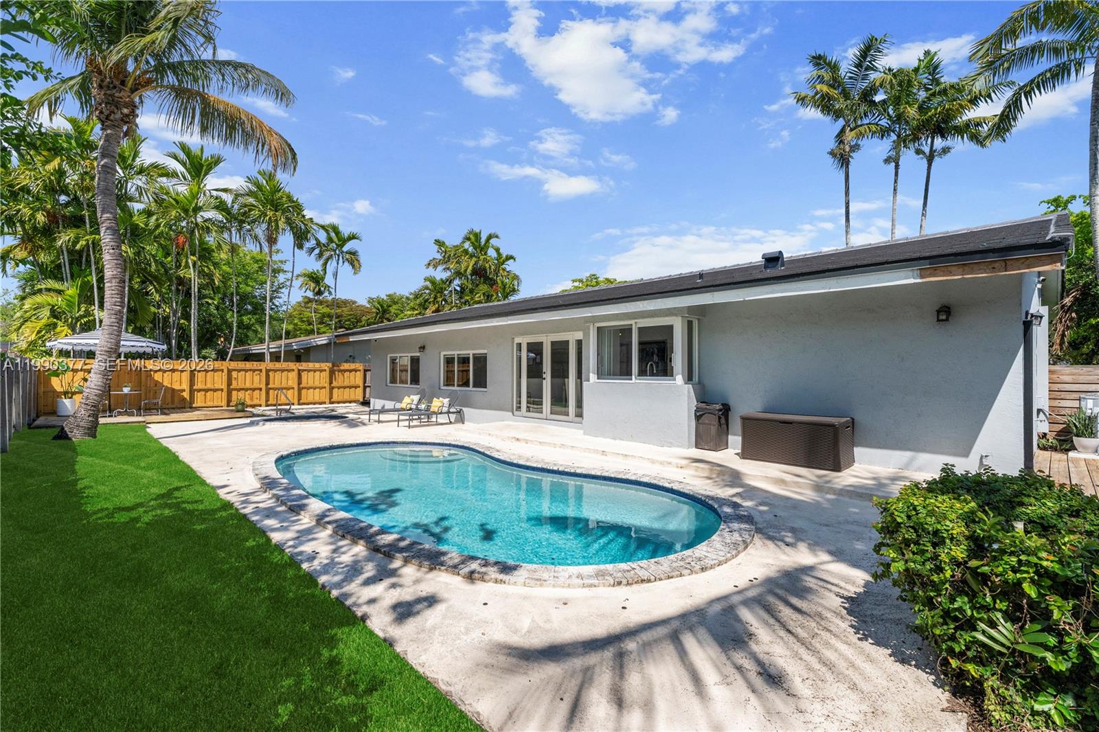 FIRST ADDN TO CALUSA CLUB - Residential